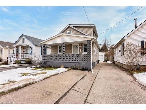 1-6413 Frederica Street, Niagara Falls, ON - Outdoor With Facade