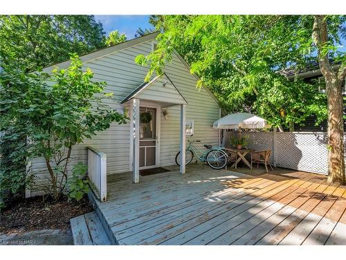 290 Orchard Drive, Niagara-On-The-Lake, ON - Outdoor With Deck Patio Veranda With Exterior