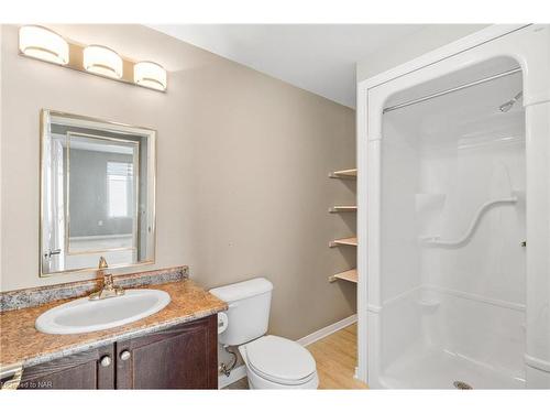 207-16 Sullivan Avenue, Thorold, ON - Indoor Photo Showing Bathroom