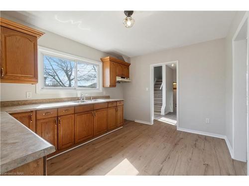 79 Edith Street, St. Catharines, ON - Indoor Photo Showing Kitchen With Double Sink