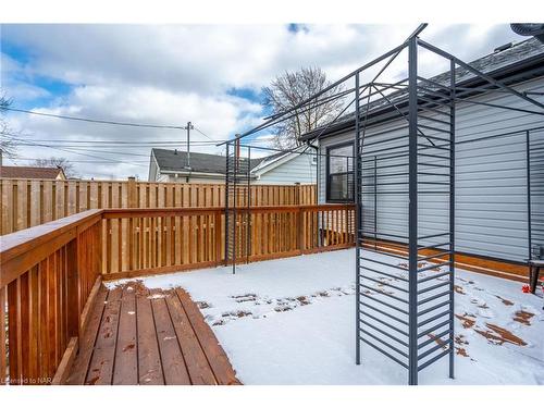 6127 Arad Street, Niagara Falls, ON - Outdoor With Deck Patio Veranda