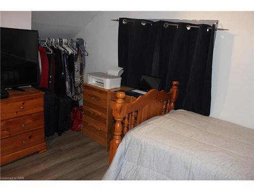 16 Margaret Street, Port Robinson, ON - Indoor Photo Showing Bedroom