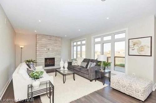 Lot 1 Burleigh Road, Ridgeway, ON - Indoor Photo Showing Living Room With Fireplace