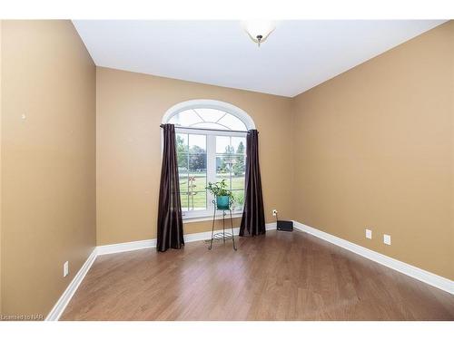 1040 Bertie Street, Fort Erie, ON - Indoor Photo Showing Other Room