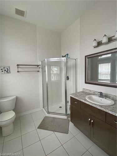3859 Ryan Avenue, Crystal Beach, ON - Indoor Photo Showing Bathroom