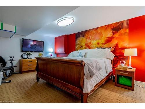 23 Promenade Way, Crystal Beach, ON - Indoor Photo Showing Bedroom