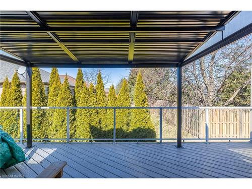3920 Trillium Circle, Vineland, ON - Outdoor With Deck Patio Veranda
