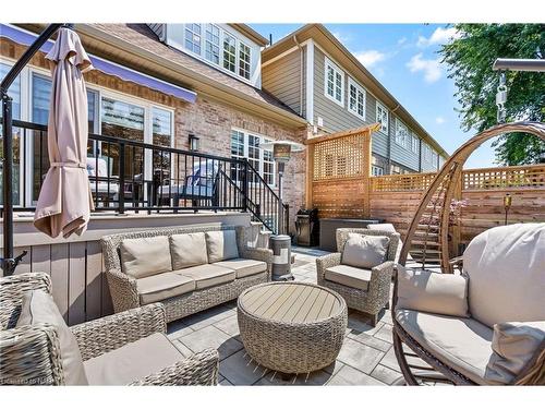 40 Windsor Circle, Niagara-On-The-Lake, ON - Outdoor With Deck Patio Veranda