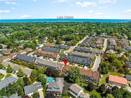 40 Windsor Circle, Niagara-On-The-Lake, ON - Outdoor With View