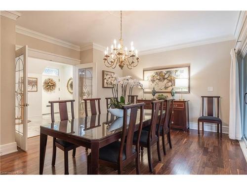8 Hillcrest Avenue, St. Catharines, ON - Indoor Photo Showing Dining Room