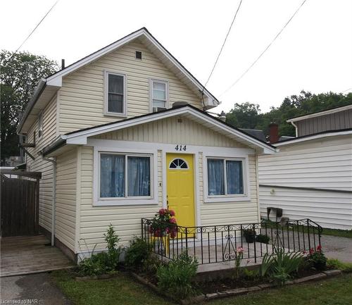 414 Maplewood Ave Avenue, Crystal Beach, ON - Outdoor With Exterior