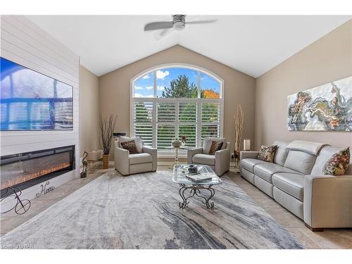 4 Tulip Tree Road, Niagara-On-The-Lake, ON - Indoor Photo Showing Living Room With Fireplace