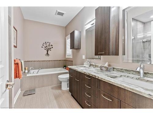 4 Tulip Tree Road, Niagara-On-The-Lake, ON - Indoor Photo Showing Bathroom