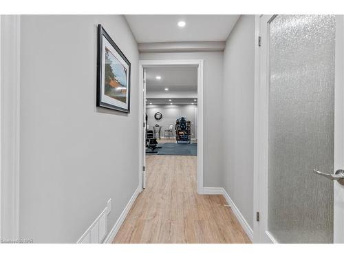 4 Tulip Tree Road, Niagara-On-The-Lake, ON - Indoor Photo Showing Other Room