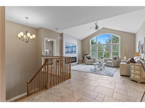 4 Tulip Tree Road, Niagara-On-The-Lake, ON - Indoor Photo Showing Other Room