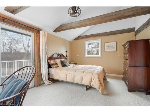 327 Maple Leaf Avenue N, Ridgeway, ON - Indoor Photo Showing Bedroom