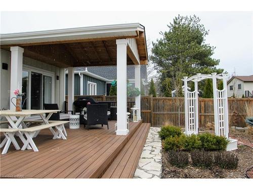 11 Harvest Drive, Niagara-On-The-Lake, ON - Outdoor With Deck Patio Veranda