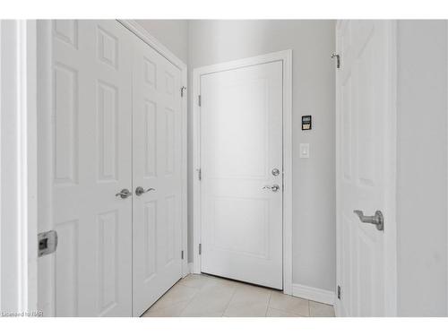 19 Success Way, Thorold, ON - Indoor Photo Showing Other Room