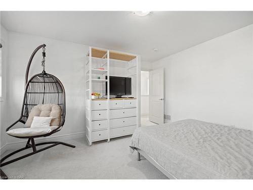 3619 Thunder Bay Road, Ridgeway, ON - Indoor Photo Showing Bedroom