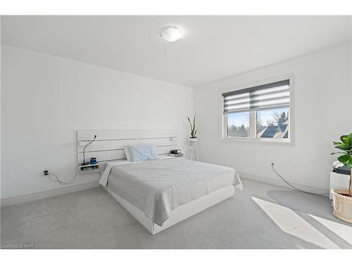 3619 Thunder Bay Road, Ridgeway, ON - Indoor Photo Showing Bedroom
