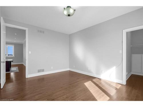 112 Watercrest Drive, Stoney Creek, ON - Indoor Photo Showing Other Room