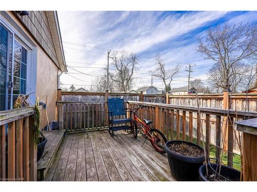 332 Dovercourt Road, Crystal Beach, ON - Outdoor With Deck Patio Veranda With Exterior
