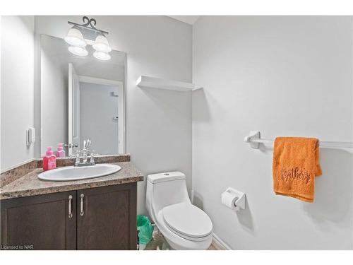 56 Saturn Road, Port Colborne, ON - Indoor Photo Showing Bathroom