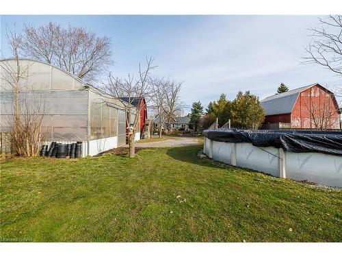 3859 West Main Street, Stevensville, ON - Outdoor With Above Ground Pool