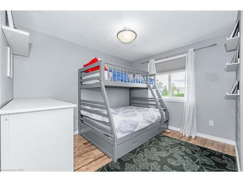 9 Mccurdy Road, Guelph, ON - Indoor Photo Showing Bedroom