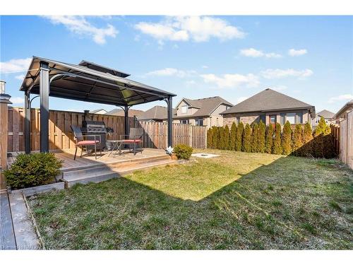 72 Abbott Place, Fonthill, ON - Outdoor