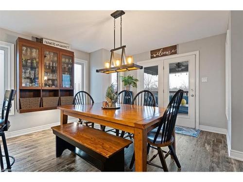 218 Colbeck Drive, Welland, ON - Indoor Photo Showing Dining Room