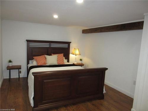 88 Tennessee Avenue, Port Colborne, ON - Indoor Photo Showing Bedroom