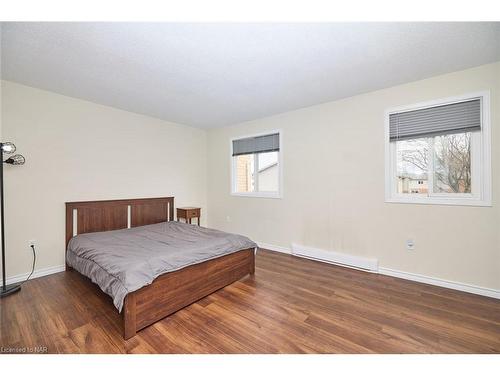 31-65 Dorchester Boulevard, St. Catharines, ON - Indoor Photo Showing Bedroom