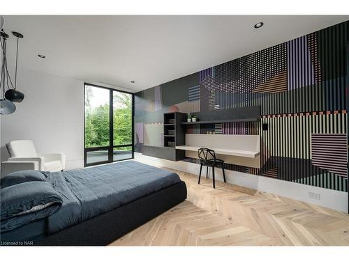 1135 Balfour Street, Fenwick, ON - Indoor Photo Showing Bedroom