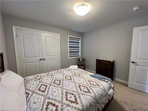 19 Hildred St, Welland, ON - Indoor Photo Showing Bedroom