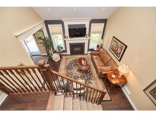 10 Tulip Tree Road, Niagara-On-The-Lake, ON - Indoor With Fireplace