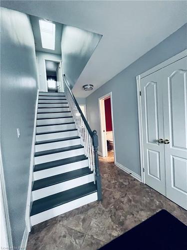 31 Myrtle Avenue, St. Catharines, ON - Indoor Photo Showing Other Room