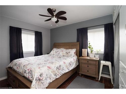 161 Nicolas Road, Fort Erie, ON - Indoor Photo Showing Bedroom