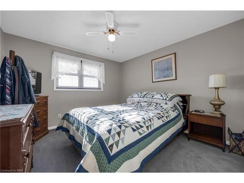 251 Alderlea Avenue, Mount Hope, ON - Indoor Photo Showing Bedroom