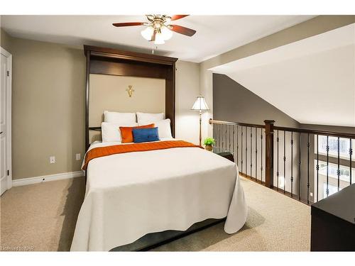 1-409 Niagara Street, St. Catharines, ON - Indoor Photo Showing Bedroom