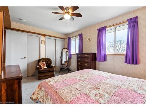 11241 Highway 3 Highway, Wainfleet, ON - Indoor Photo Showing Bedroom