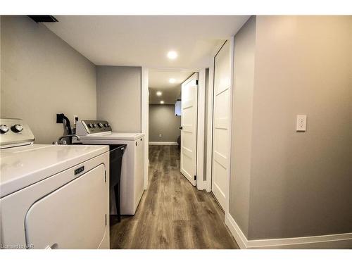 11 Preston Drive, St. Catharines, ON - Indoor Photo Showing Laundry Room