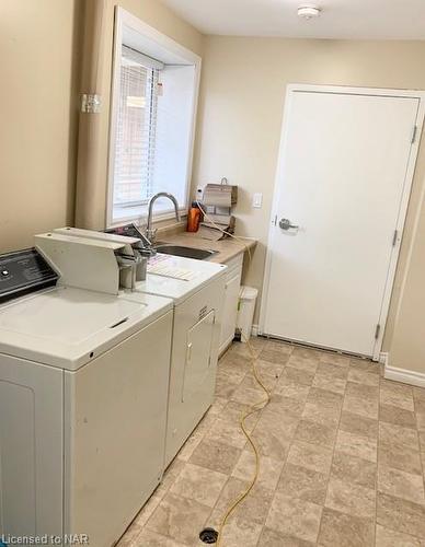 46-60 Adelaide Street, Port Colborne, ON - Indoor Photo Showing Laundry Room