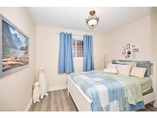 93 Willson Road, Welland, ON - Indoor Photo Showing Bedroom