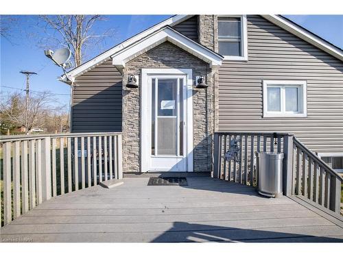 909 Pleasant Beach Road, Port Colborne, ON - Outdoor With Exterior