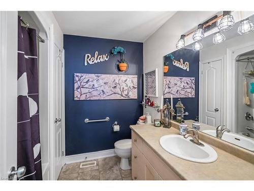 2501 Old Mill Road, Stevensville, ON - Indoor Photo Showing Bathroom