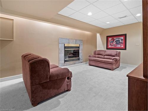 995 Concession Road, Fort Erie, ON - Indoor With Fireplace