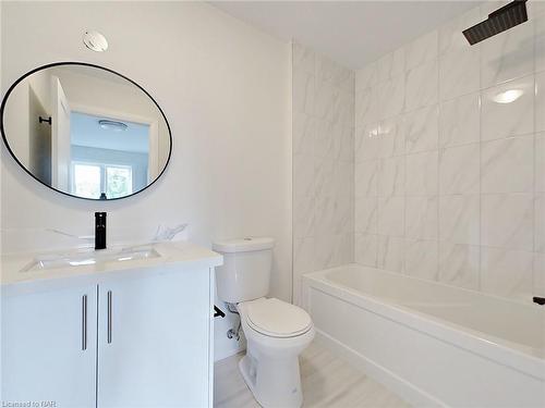 4-13 Valley Road, St. Catharines, ON - Indoor Photo Showing Bathroom