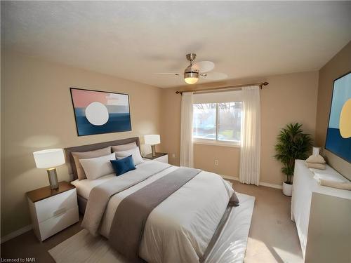 4430 Dovewood Drive, Niagara Falls, ON - Indoor Photo Showing Bedroom
