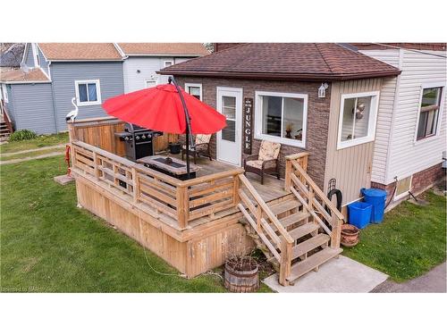 220 Chippawa Road, Port Colborne, ON - Outdoor With Deck Patio Veranda